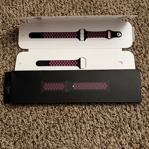Authentic Apple Nike Black-Pink Blast Sport Band 40MM size S/M-M/L
